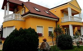 Georgina Apartman